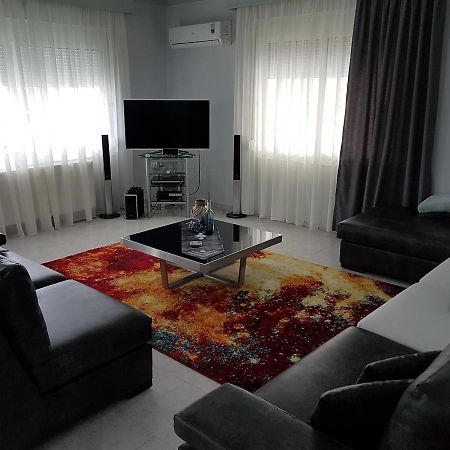 Bourlis Apartments Asproválta Ngoại thất bức ảnh