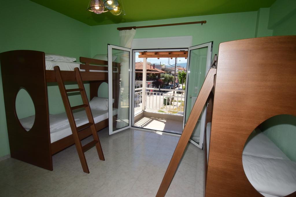 Bourlis Apartments Asproválta Ngoại thất bức ảnh